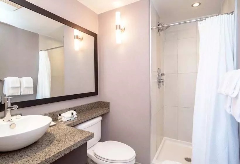 Sandman Hotel & Suites Winnipeg Airport