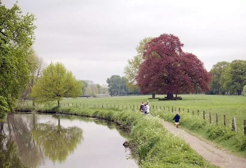 ホテル Stayokay Hostel Utrecht Bunnik