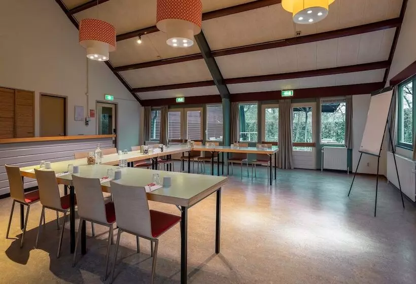 ホテル Stayokay Hostel Utrecht Bunnik