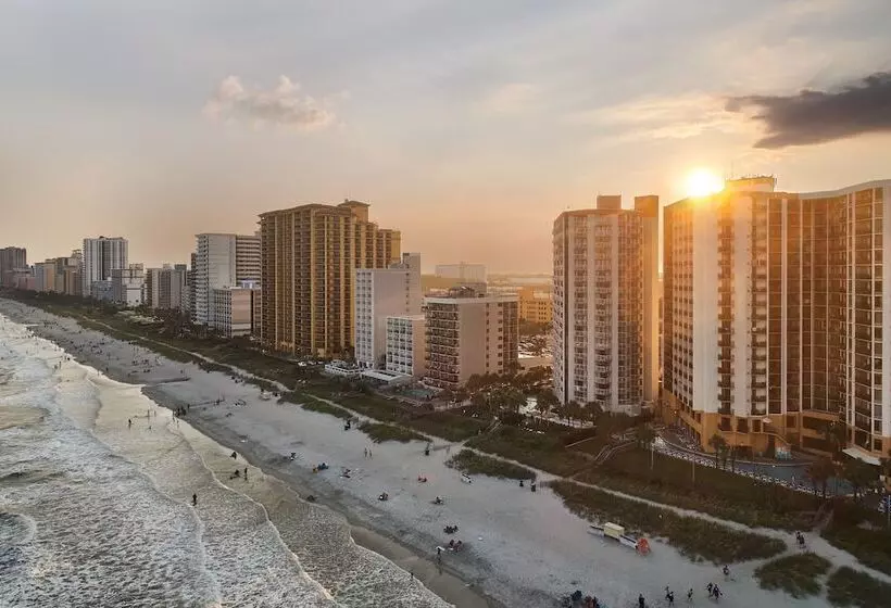 هتل The Strand  A Boutique Resort