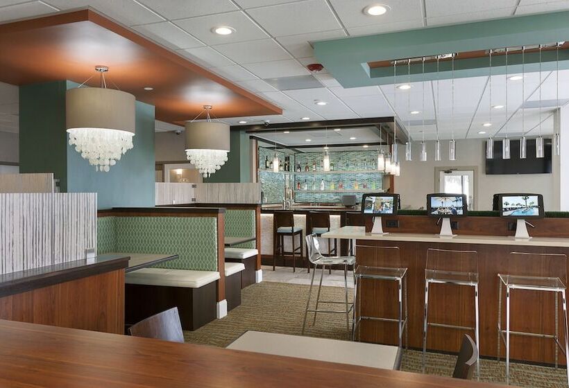 Hôtel The Strand  A Boutique Resort