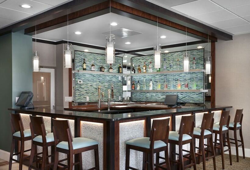 Hôtel The Strand  A Boutique Resort