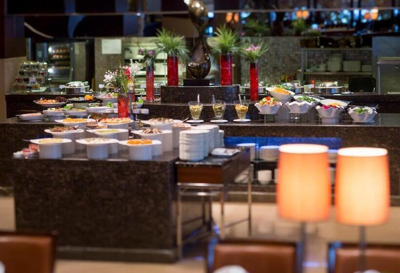 Hotel Titanic Business Kartal