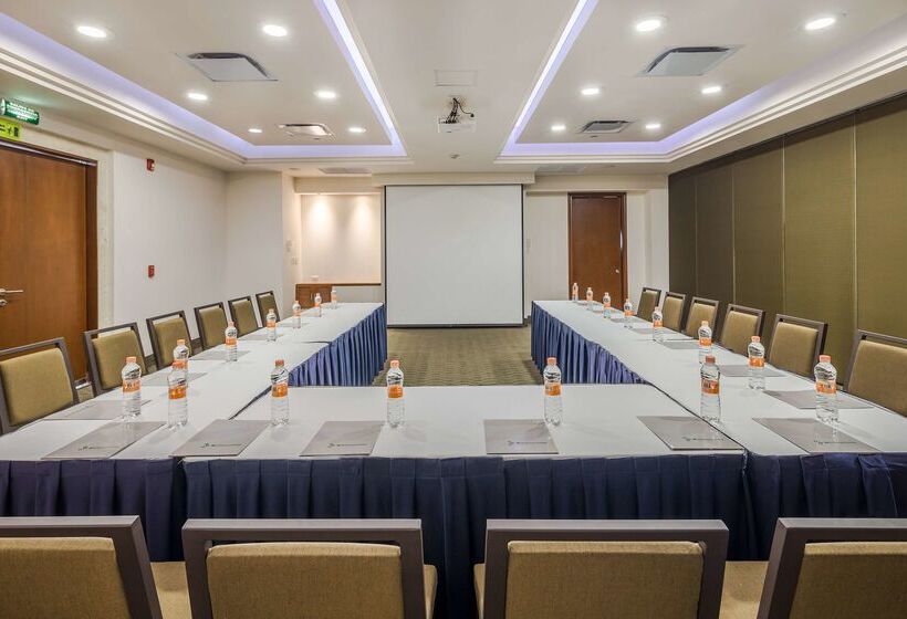 فندق Wyndham Garden Playa Del Carmen