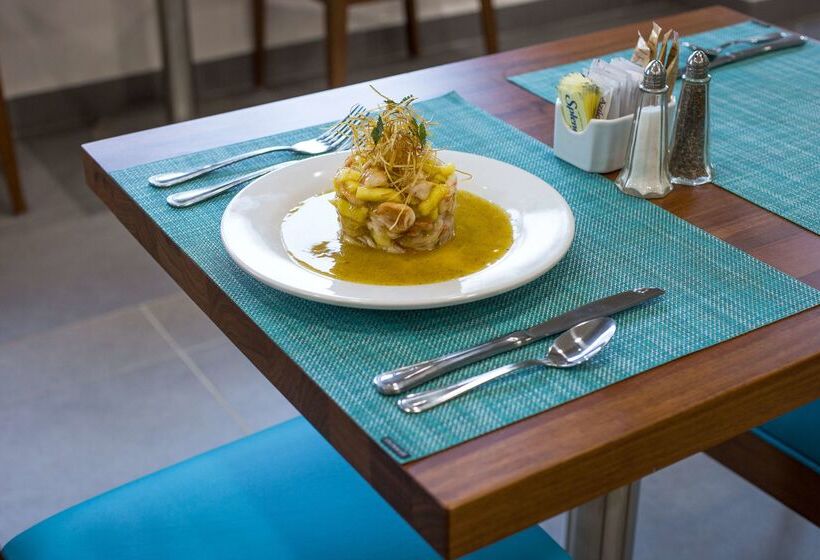 فندق Wyndham Garden Playa Del Carmen