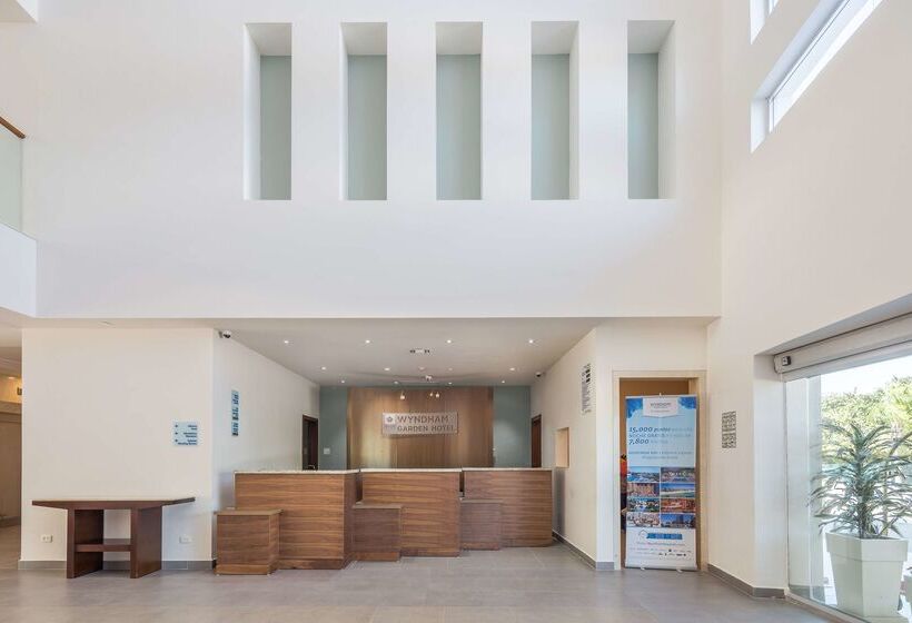 فندق Wyndham Garden Playa Del Carmen