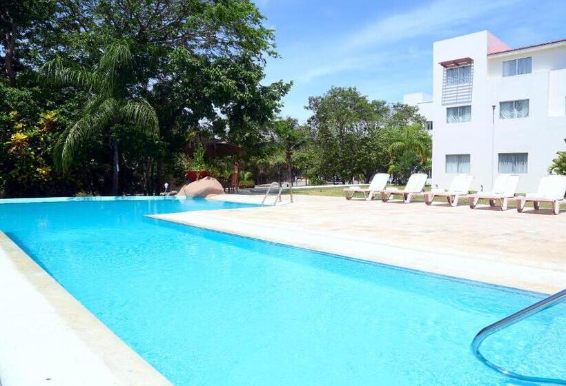 فندق Wyndham Garden Playa Del Carmen