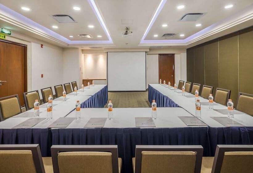 فندق Wyndham Garden Playa Del Carmen