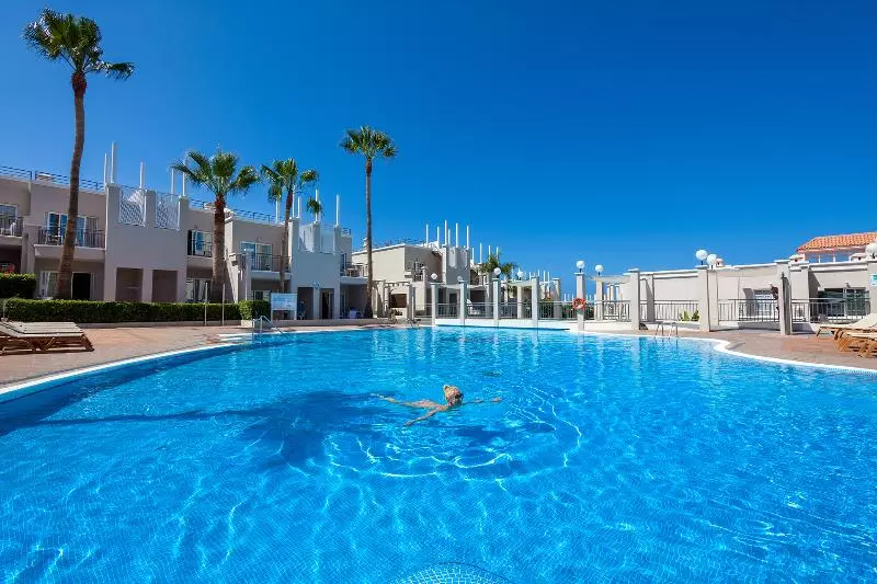 Los Olivos Beach Resort