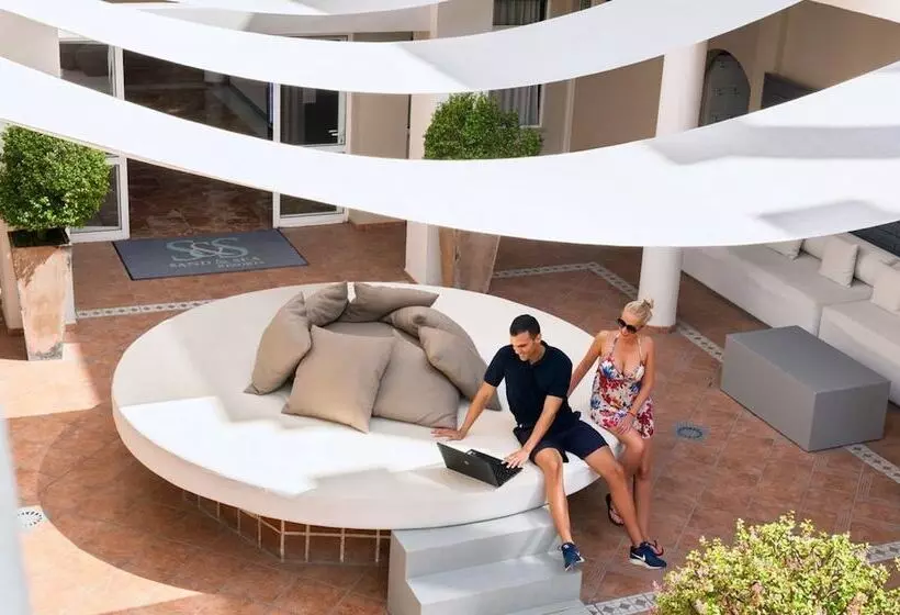 Los Olivos Beach Resort