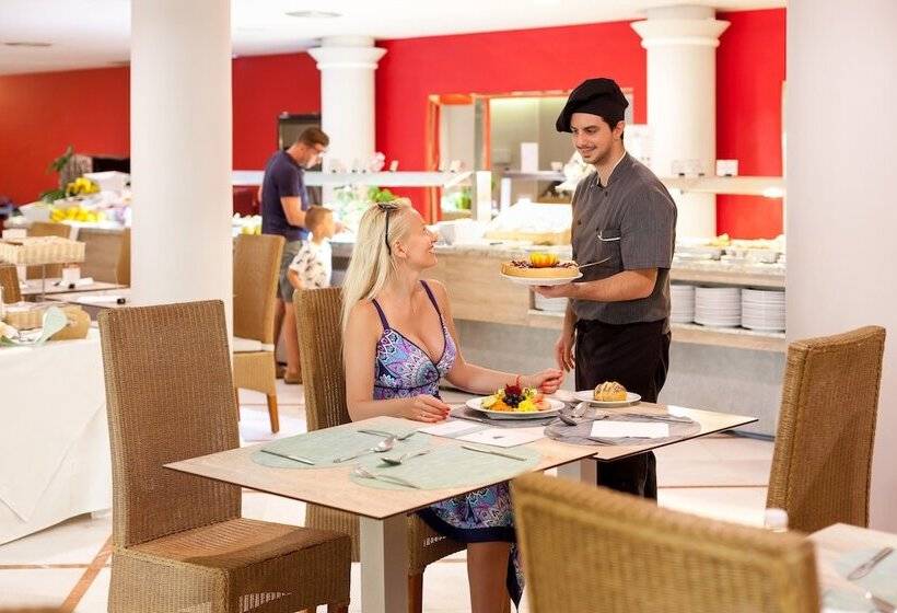 Los Olivos Beach Resort