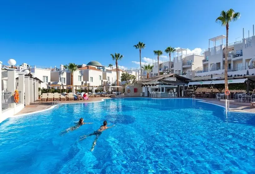 Los Olivos Beach Resort