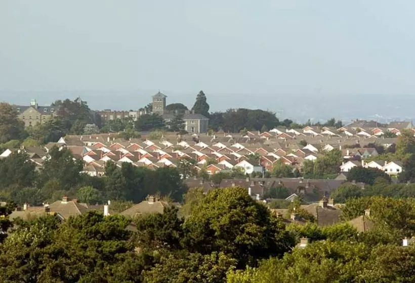 Premier Suites Dublin Sandyford