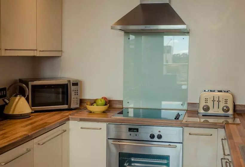 Premier Suites Dublin Sandyford