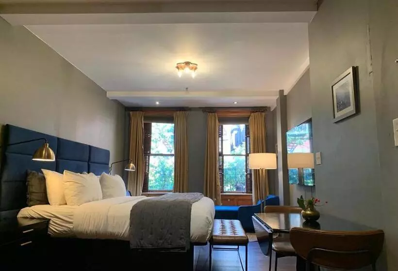 The Historic Blue Moon Hotel NYC