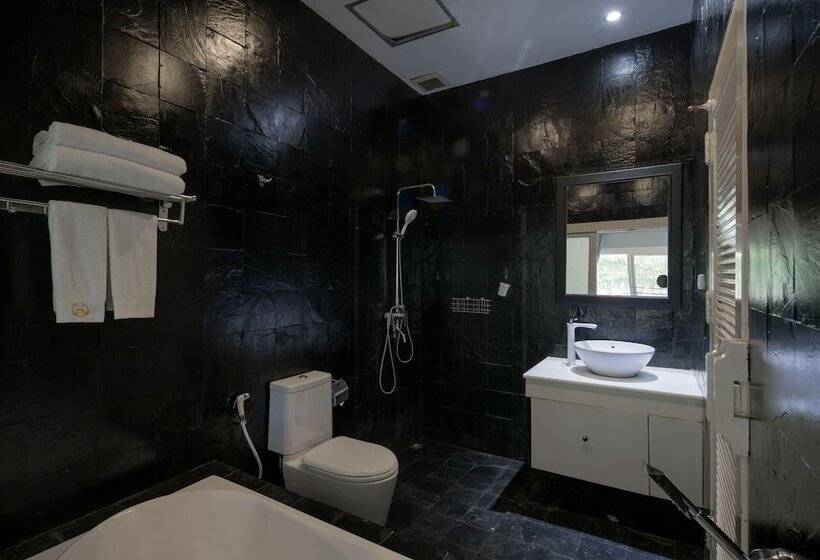 ホテル Anchan Resort At Bangtao Beach