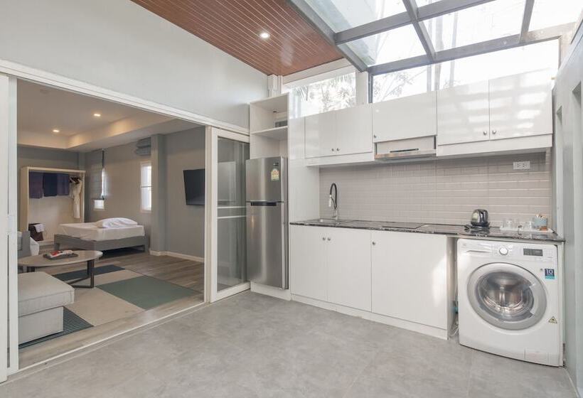 ホテル Anchan Resort At Bangtao Beach