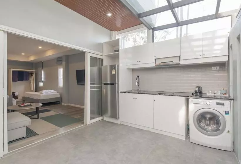 Hotelli Anchan Resort At Bangtao Beach