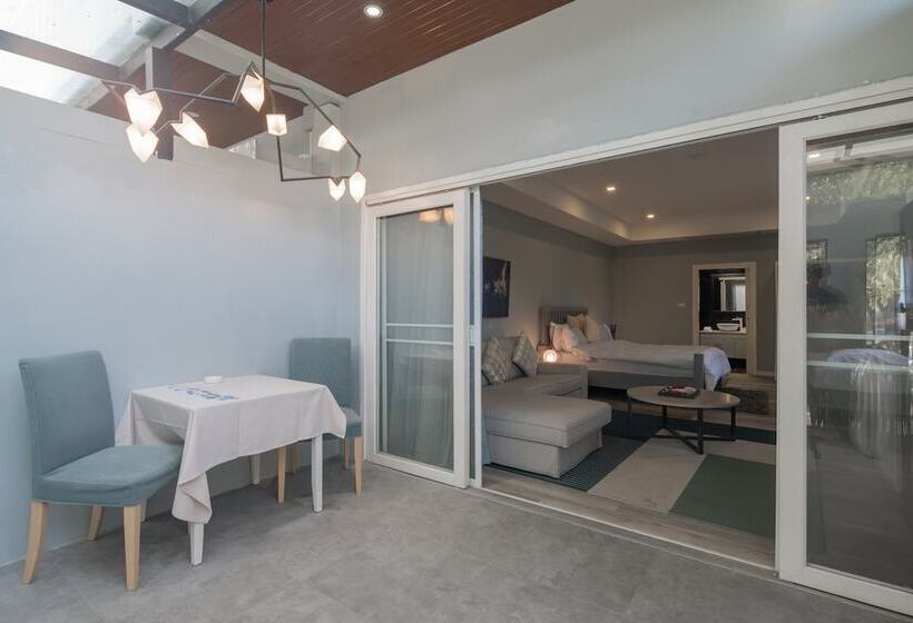 ホテル Anchan Resort At Bangtao Beach