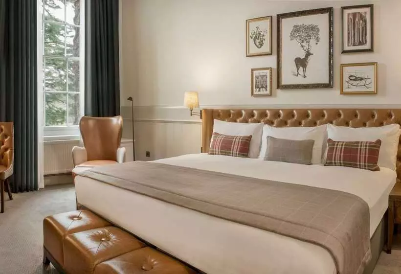 호텔 De Vere Beaumont Estate