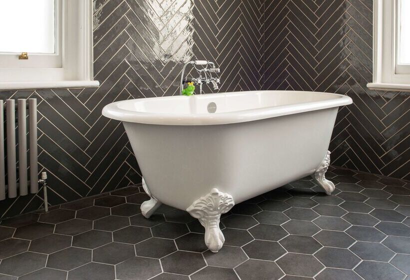 ホテル De Vere Beaumont Estate