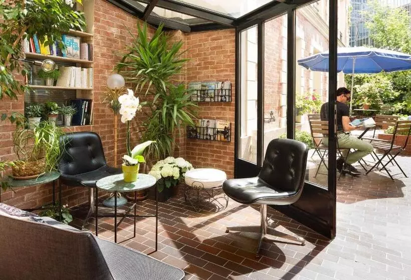 בית מלון כפרי Espace Champerret