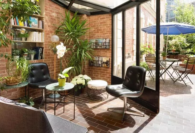 בית מלון כפרי Espace Champerret