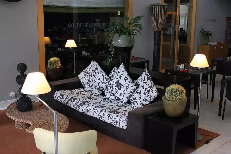 酒店 Golden Residence