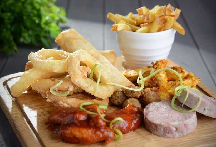 בית מלון כפרי Hilton Dublin Kilmainham