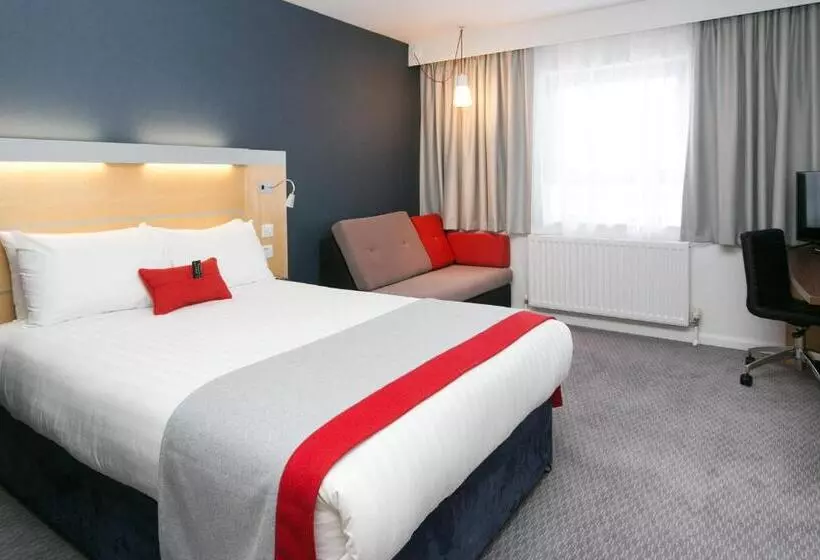 호텔 Holiday Inn Express Antrim, An Ihg