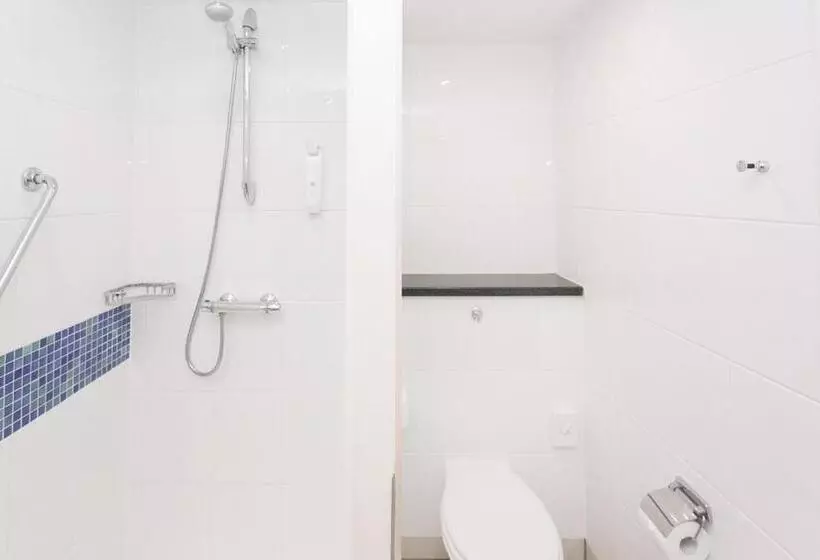 호텔 Holiday Inn Express Antrim, An Ihg