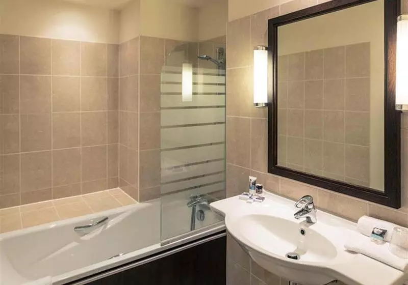 ホテル Hôtel Mercure Rennes Cesson