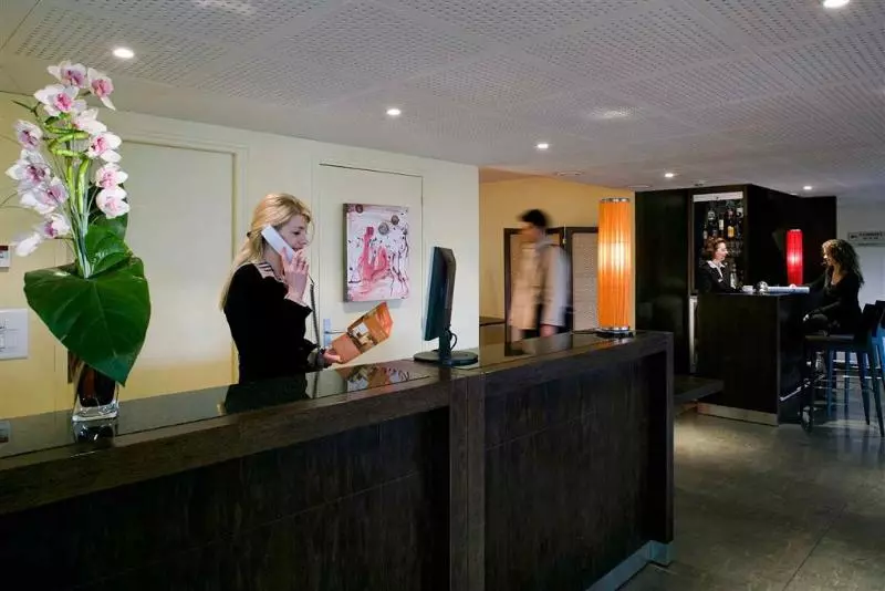 ホテル Hôtel Mercure Rennes Cesson