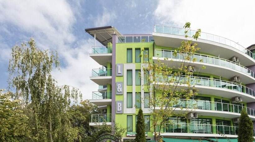ホテル L&B