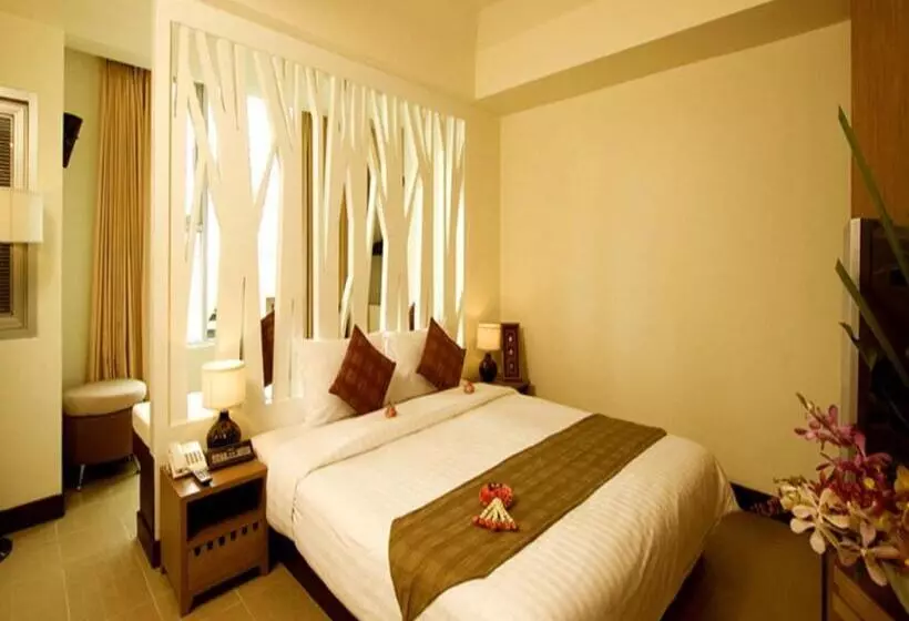 בית מלון כפרי Maninarakorn