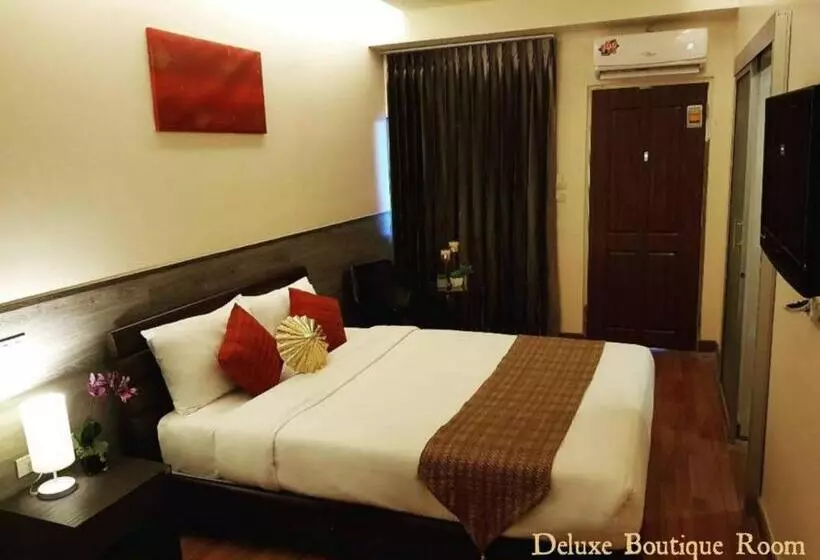 בית מלון כפרי Maninarakorn