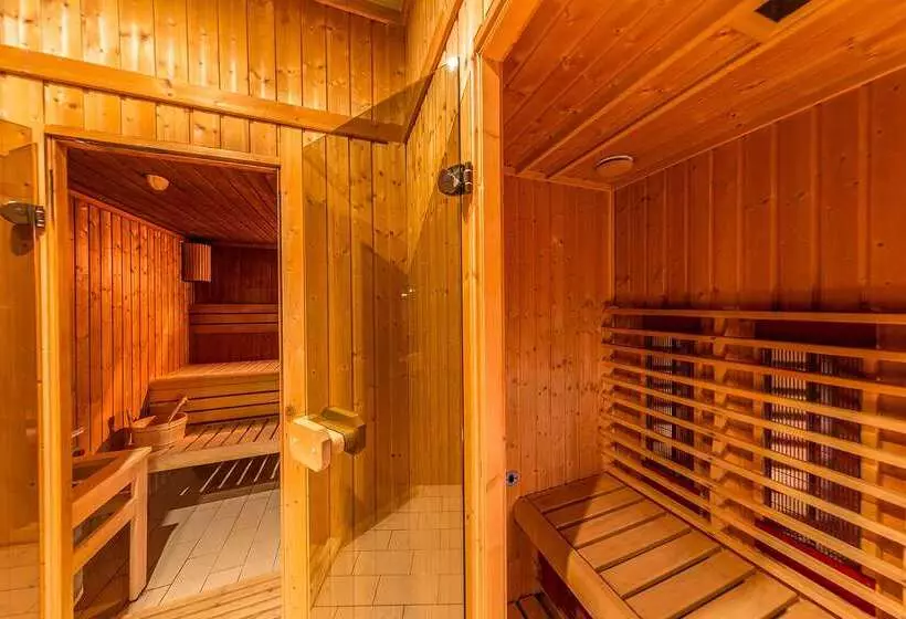 Отель President