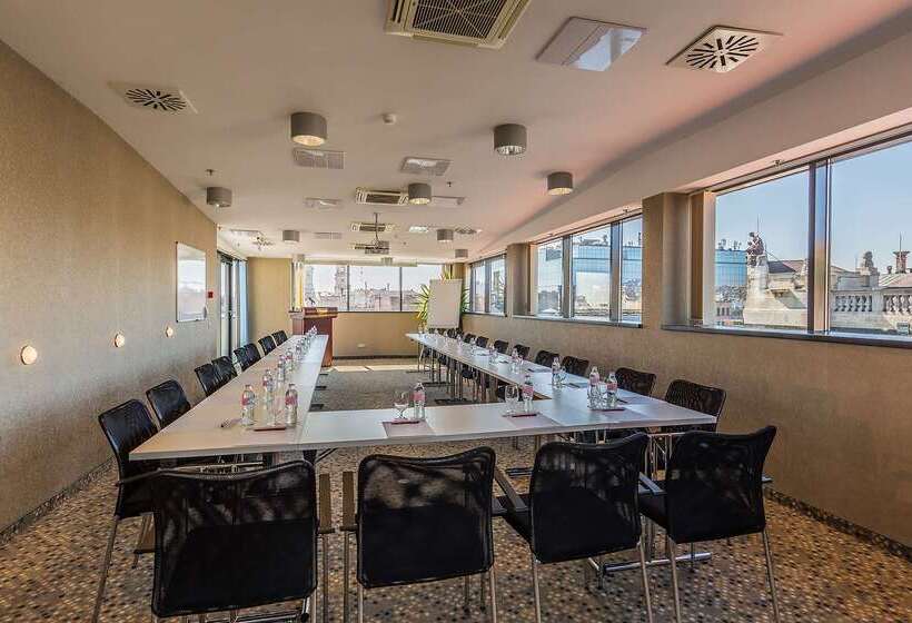 בית מלון כפרי President