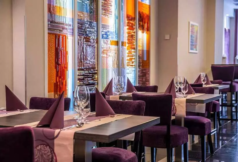 Отель President