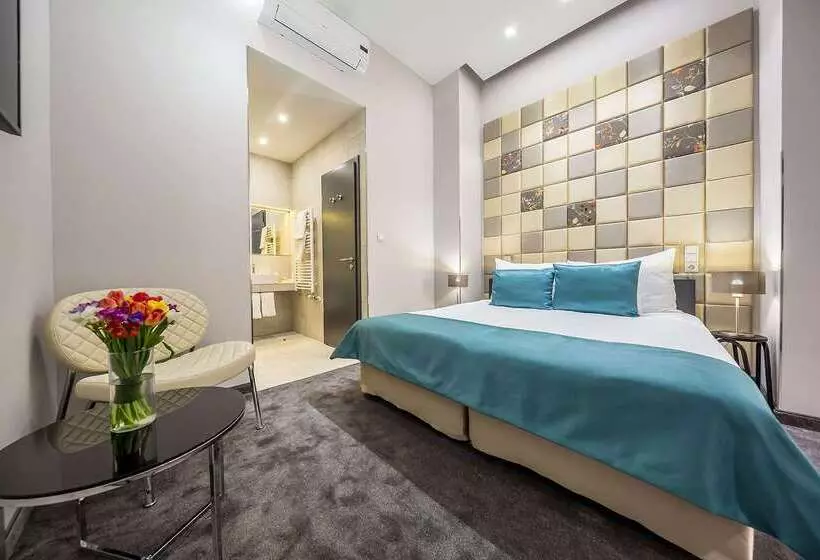 Отель President