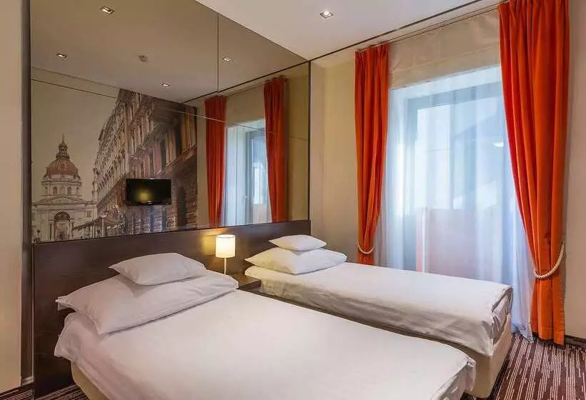 Отель President