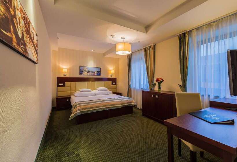 בית מלון כפרי President