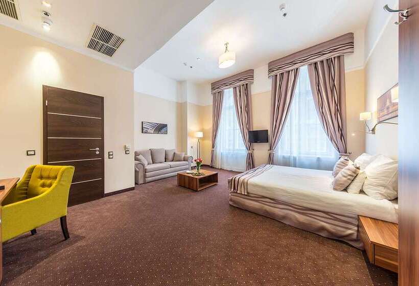 בית מלון כפרי President