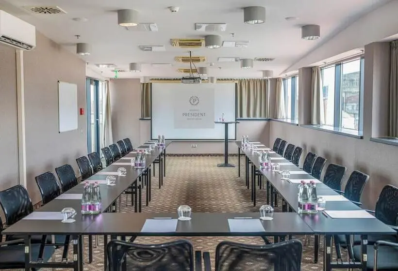 ホテル President Budapest, Affiliated by Meliá