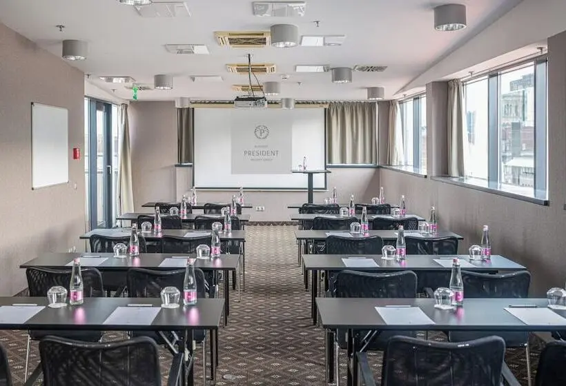 ホテル President Budapest, Affiliated by Meliá