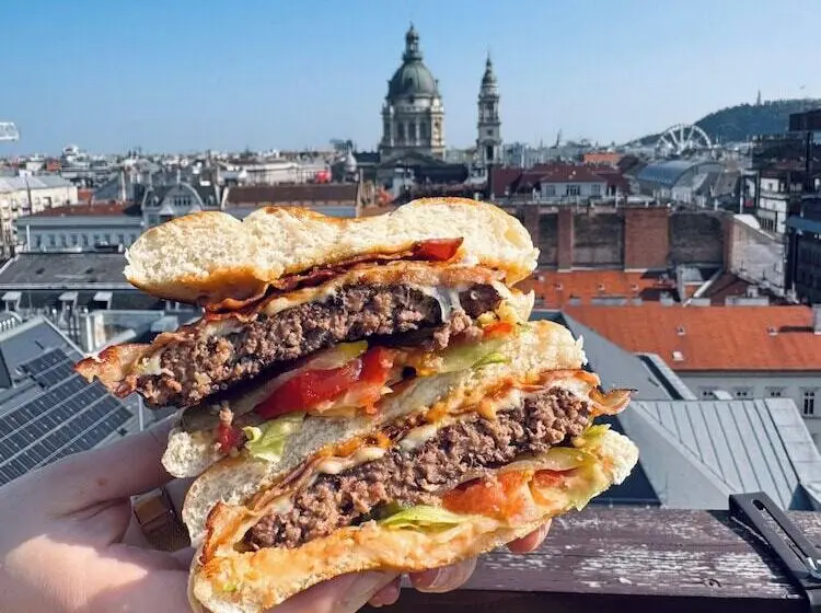 ホテル President Budapest, Affiliated by Meliá