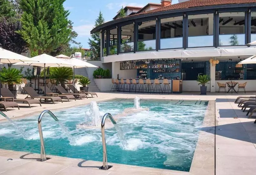 Отель Santa Marina Holiday Village