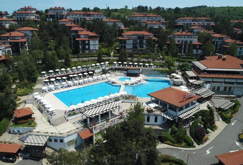 فندق Santa Marina Holiday Village