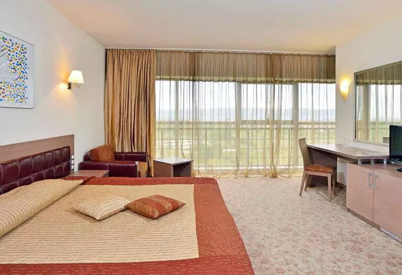 호텔 Sol Nessebar Palace All Inclusive