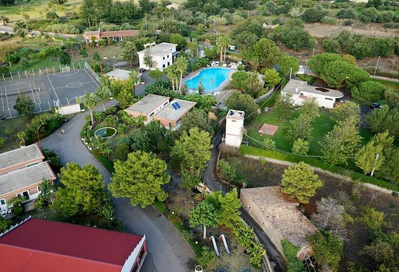 فندق Villaggio Alkantara